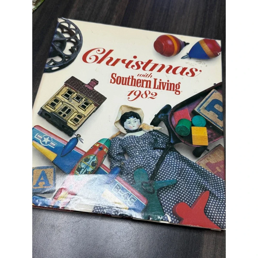Vintage 1982 Christmas with Southern Living Hardcover Holiday Decorating Recipes